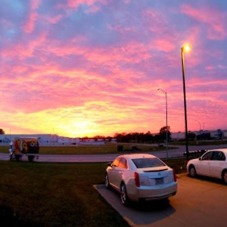 Oyo Hotel Lincoln Airport Ne, Hwy 80 エクステリア 写真