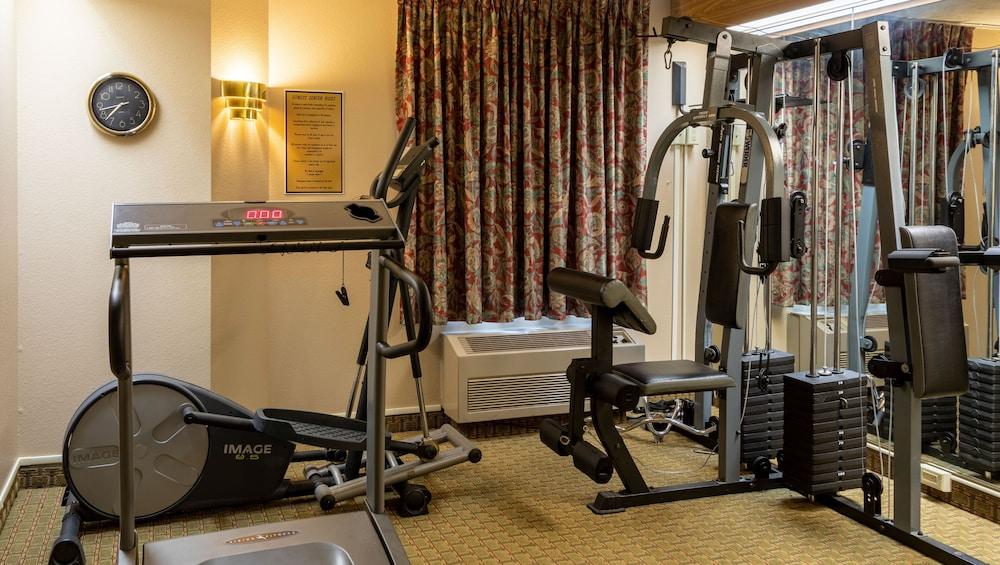 Oyo Hotel Lincoln Airport Ne, Hwy 80 エクステリア 写真