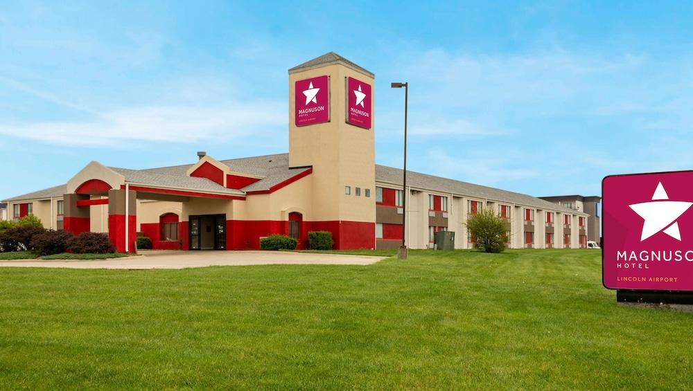 Oyo Hotel Lincoln Airport Ne, Hwy 80 エクステリア 写真