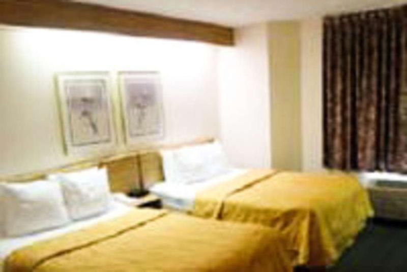 Oyo Hotel Lincoln Airport Ne, Hwy 80 エクステリア 写真